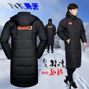 Counter chính hãng Yian bước tuyết huấn luyện viên bóng đá mùa đông đào tạo áo khoác ngoài trời cotton dài đầu gối phù hợp với nam - Quần áo độn bông thể thao