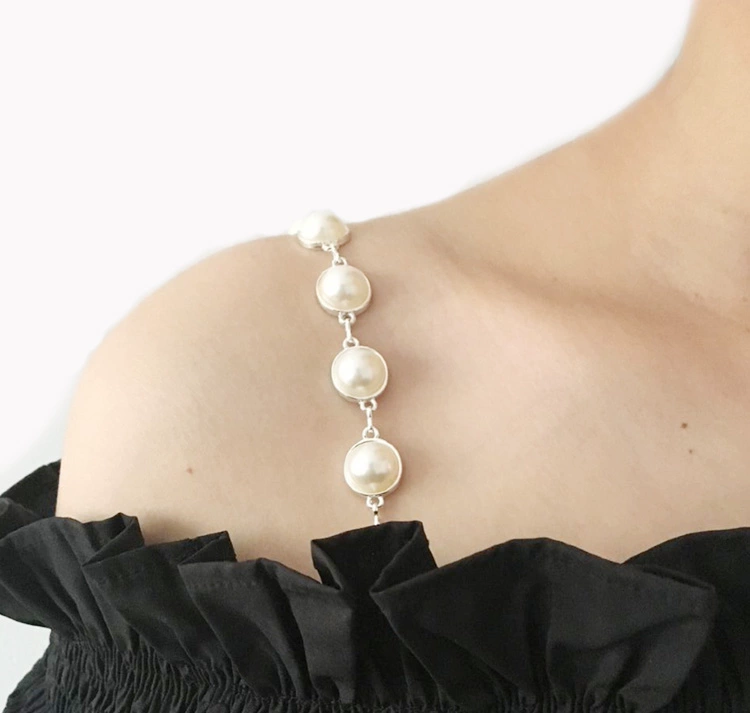 Áo ngực chống trượt cổ với kim loại trắng có thể điều chỉnh dây đeo vai vô hình ngọc trai treo phụ kiện áo ngực khóa một chiều áo ngực - Vai tráng