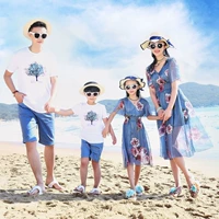 2018 mùa hè gia đình trang bị một gia đình ba bên bờ biển gia đình nhà kỳ nghỉ lãng mạn tuần trăng mật thời trang của phụ nữ ăn mặc quần áo trẻ sơ sinh