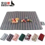 Spot Beishan Wolf 200x200 Picnic dã ngoại Mat Độ ẩm Pad Làm dày mở rộng bé Crawling Mat 200 * 150 - Thảm chống ẩm / Mat / Gối xốp lót sàn cho bé