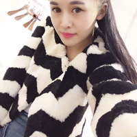 2015 lông cừu mới cắt lông áo sọc sọc phụ nữ len lông cừu một đoạn ngắn - Faux Fur áo lông