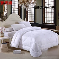 Chăn là siêu mềm lông quilt được tăng gấp đôi bởi các ký túc xá sinh viên quilt quilt quilt là cốt lõi của mùa xuân và mùa thu là 	chăn ga trần bông	