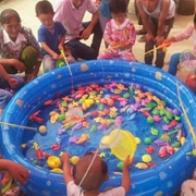 Trẻ sơ sinh hồ bơi trẻ em câu cá nước inflatable đặt câu đố bãi biển đồ chơi trẻ em hồ bơi nhà