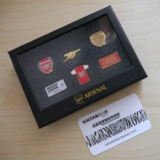 Arsenal chính thức hâm mộ bóng đá xung quanh các món quà lưu niệm đội huy hiệu trâm tặng quà tặng - Bóng đá
