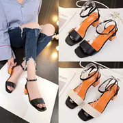 2018 từ khóa mới sandal nữ mùa hè với đế dày đơn giản với giày cao gót hoang dã kiểu La Mã hở ngón cho học sinh