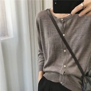 Cuối mùa hè và đầu mùa thu mới đơn giản mỏng đan cardigan thoải mái bông và vải lanh chín điểm tay áo có thể được kem chống nắng cardigan màu xám