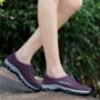 Giày thể thao mùa hè Giày đi bộ thông thường Giày du lịch trung niên dành cho nữ thoáng khí chống trượt ngoài trời - Khởi động ngoài trời giày safety jogger