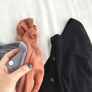 2018 mùa hè mới đơn giản màu rắn áo sơ mi dài tay phần mỏng là khăn choàng mỏng đan áo khoác cardigan nữ sinh thủy triều