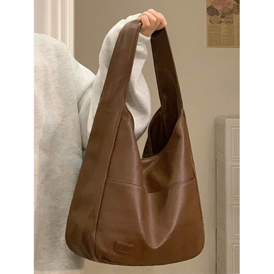 taobao agent Capacious shoulder bag, demi-season bucket, one-shoulder bag, 2023 collection, for students