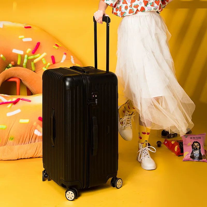 Big capacious suitcase, box, 28 inch