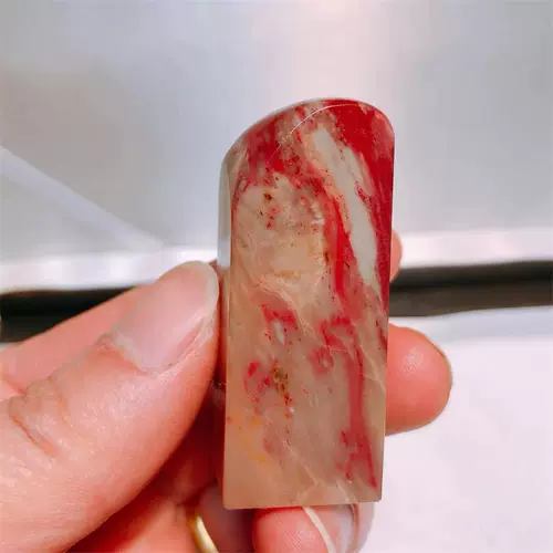 Натуральная старая яма Чанхуа куриное кровь, замороженное порошок замороженное и мягкое уплотнение 2,2*2,1 см гравировать гравировка