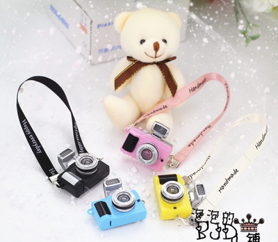 taobao agent [Bubble House] BJD.SD baby photo props candy color mini camera (with homemade neck strap strap)