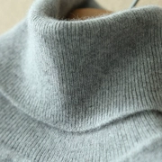 18 áo len cashmere mới cho nam cổ cao dày đầu áo len màu rắn mùa đông chạm đáy áo len