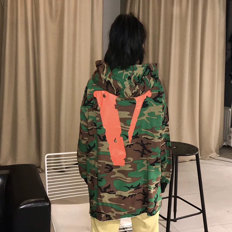 [VLONE FRIENDS]
