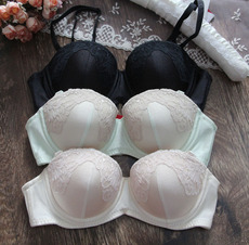 Бюстгальтер Пьер Карден подлинный плоский белье