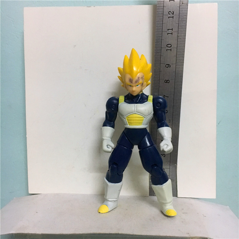 YellowGenuine bulk cargo Bandai / Wan Dai Dragon Ball fat Buu  Begita Sun WuKong Movable Garage Kit image Ornaments