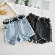 Trẻ em mặc 2019 hè mới cho bé gái quần short denim bé trẻ em hoang dã trẻ lớn thời trang nước ngoài quần nóng - Quần jean