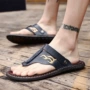 2018 mùa hè mới của nam giới kích thước lớn dép nam giày bãi biển toe dual-sử dụng non-slip bề mặt mềm mại mềm dưới dép giản dị dép dây nam