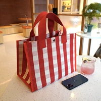 Красная сумка