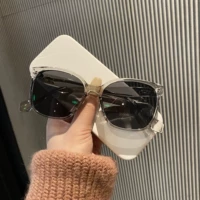 Серая рама серая черная