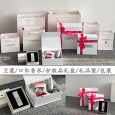 Подарочная коробка