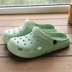 Dép đi biển Crocs nam và nữ mùa hè Dép đi trong nhà ngoài trời Dép xỏ ngón đế dày Dép và dép thể thao đế dày giày nhựa đi biển 