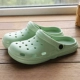 Dép đi biển Crocs nam và nữ mùa hè Dép đi trong nhà ngoài trời Dép xỏ ngón đế dày Dép và dép thể thao đế dày giày nhựa đi biển