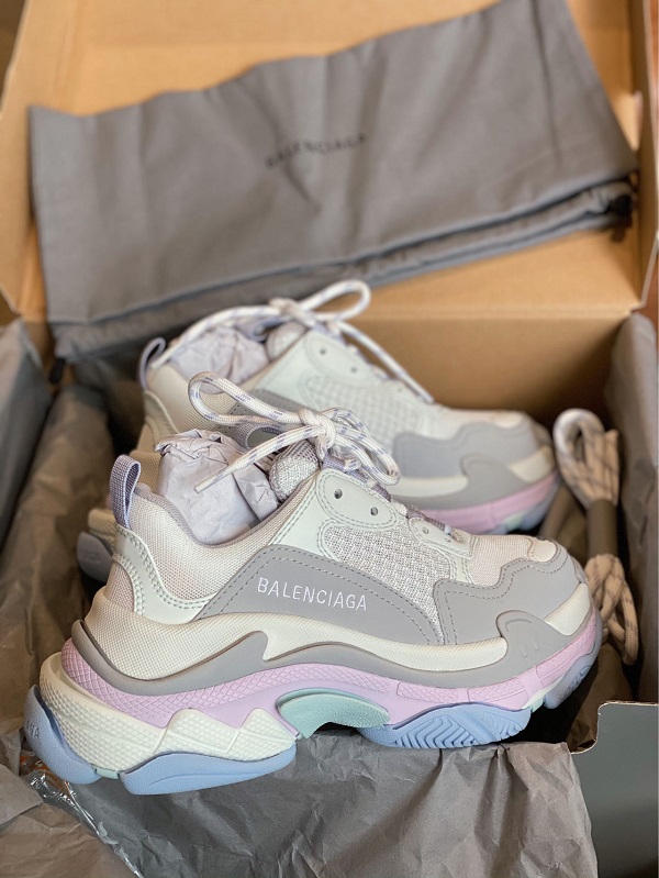 Ice Cream MacaroniParis Triple s Daddy shoes Make old Retro gym shoes combination air cushion Crystal bottom Home B leisure time men and women shoes