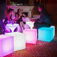 Светодиодный куб осветительный стул мероприятия выставка квадратный табурет качание парк открытый квадратный торговый центр мебель для блока торгового центра