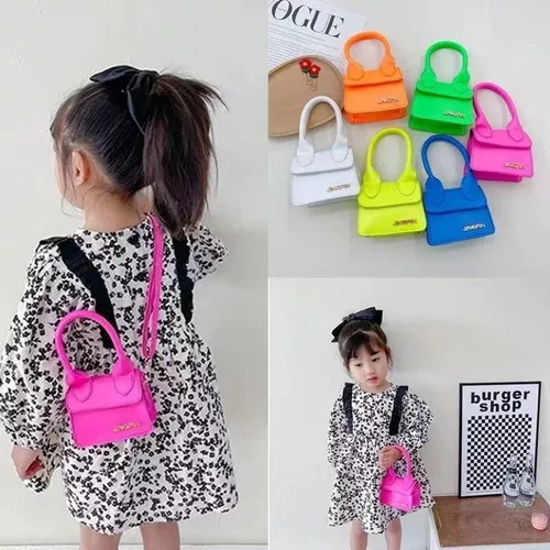 Корейская маленькая квадратная сумка для плеча Bagy Girl Retro Mini Handba