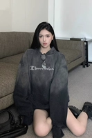 Темно-серый