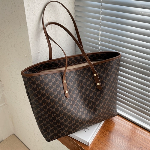 Large Capacity Shoulder Bag Women's PU Leather Handbag for C