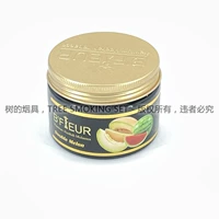 Светло -серый арбуз канталупа