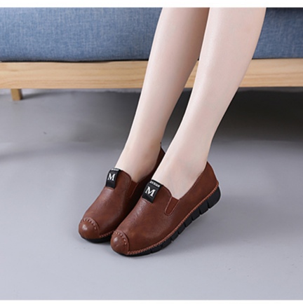8801 Brown2021 Spring and summer Women's Shoes Doug shoes soft sole non-slip pregnant woman Flat bottom Single shoes female comfortable Mom shoes Mountaineering Running shoes