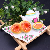 Цвета шампанского