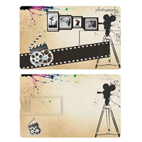 Светло-желтый