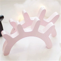 Для ресниц, для влюбленных, красный