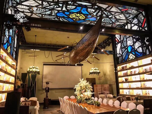 Деревянная лодка магазин декоративный гондольная лунная лодка континентальный Деревянная лодка фотография реквизит две головы кончик дерево античный верфи