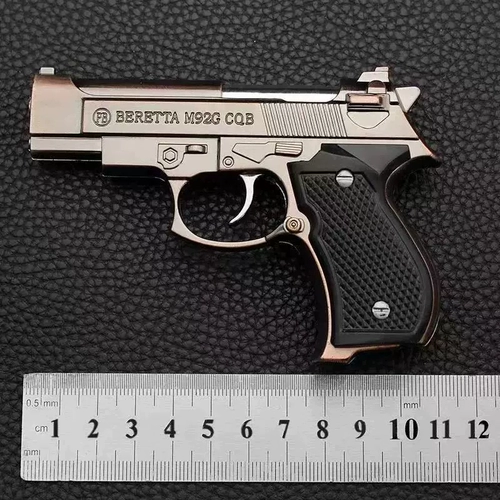 Креативная забавная зажигалка, красная ветрозащитная модель пистолета, можно запускать, масштаб 1:2