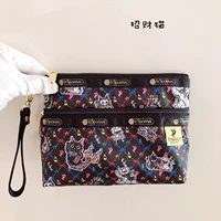 Счастливая кошка