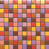 Роза красная