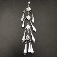 Четыре кукольни 1 общая длина длиной около 15 см