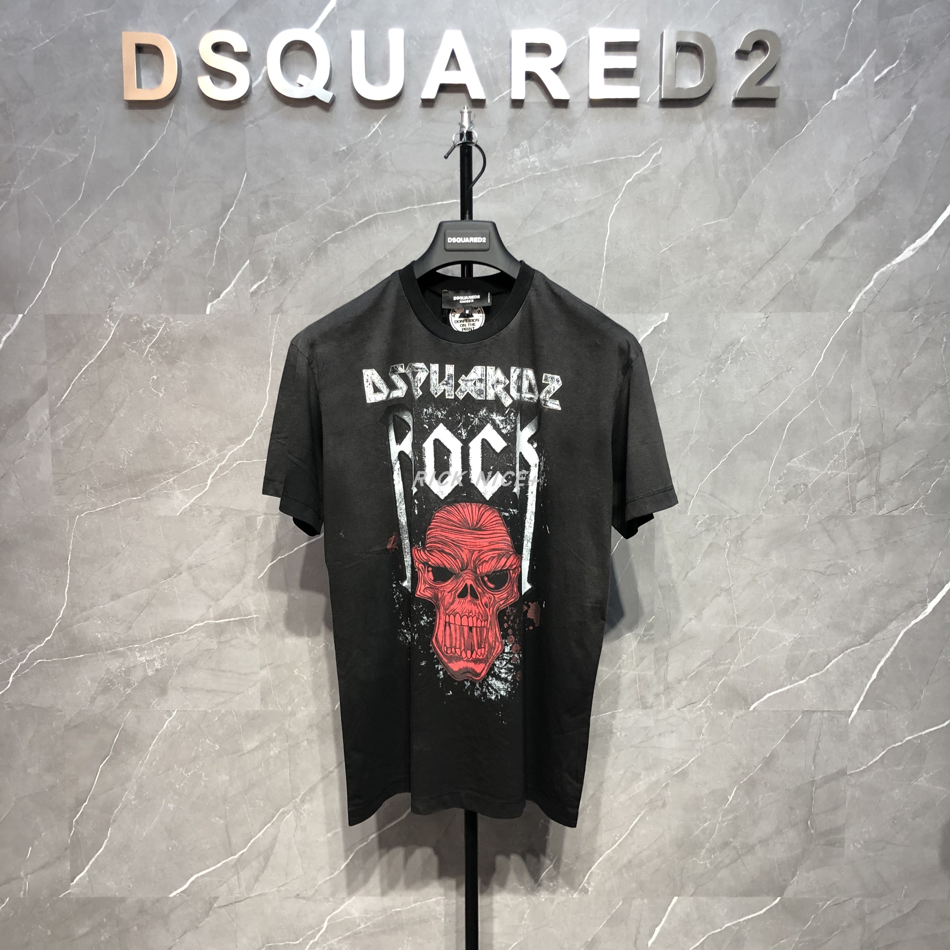 BlackDSQUARED new pattern D2 Fashion City human skeleton Make old washing pure cotton Gradients Short sleeve male T-shirt clothes ICON