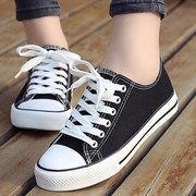 Sinh viên giày trắng đen và trắng giày vải kích thước lớn người đàn ông thở và phụ nữ giày 41-43 Hàn Quốc phiên bản của những đôi giày xu hướng hoang dã những người yêu thích