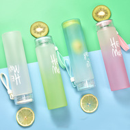 Tùy chỉnh đầy màu sắc gradient frosted glass xách tay thể thao quảng cáo cup bán buôn tốt nghiệp kỷ niệm cup in logo