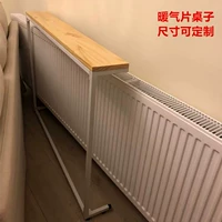 Радиатор, блокирующая шкафная кухня, представляет собой узкую длинную силу электрический диван за стеной, зазор в еде крыльца, стол
