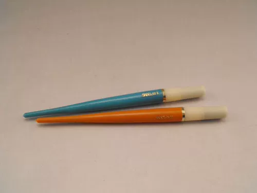 Yueguzhai погружен в ручку, Пекин Пластиковый цвет инвентаризации ностальгическая классическая диплом