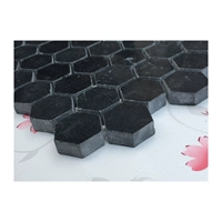 Черная шестиугольная мозаичная наклейка стены натуральный камень черно -белый гексагон, шестиугольный орфографический туалет