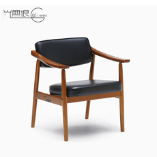 Мягкое кресло