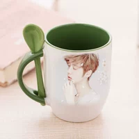 Диаграмма дисплея+ложка в белом внутри зеленого цвета.